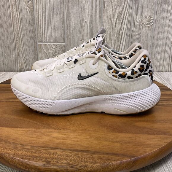 Nike React Escape Running Shoe White Leopard Womens Size 10 Sneakers DM3083-100 - Picture 4 of 11